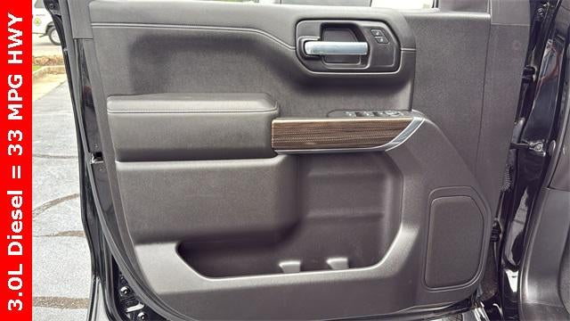 2021 Chevrolet Silverado 1500 2WD Crew Cab Short Bed RST