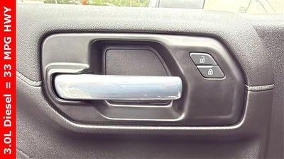 2021 Chevrolet Silverado 1500 2WD Crew Cab Short Bed RST