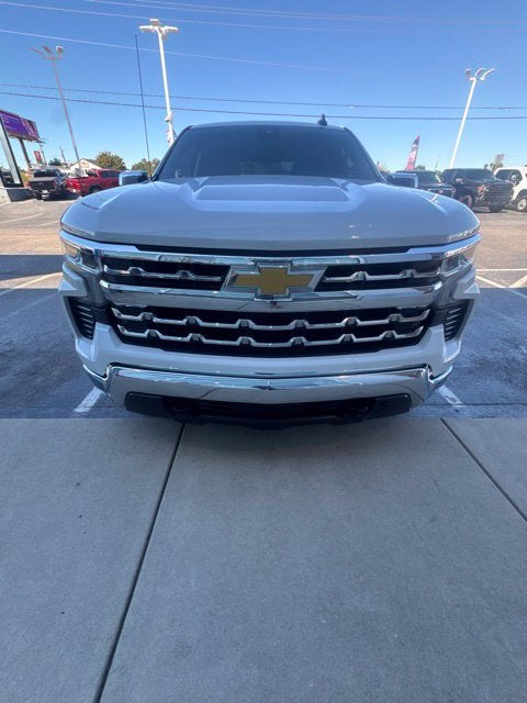 2025 Chevrolet Silverado 1500 4WD Crew Cab Standard Bed LT