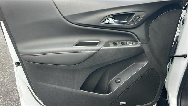 2022 Chevrolet Equinox FWD RS