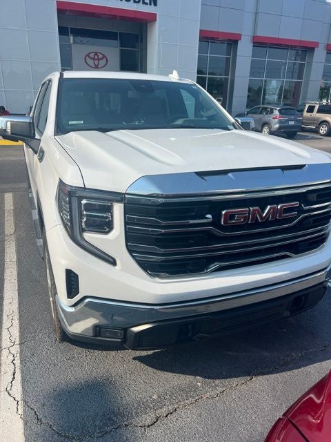 2023 GMC Sierra 1500 4WD Crew Cab Short Box SLT