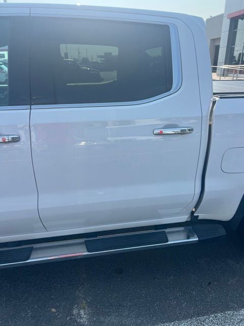 2023 GMC Sierra 1500 4WD Crew Cab Short Box SLT