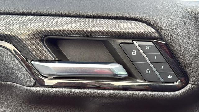 2023 GMC Sierra 1500 4WD Crew Cab Short Box AT4