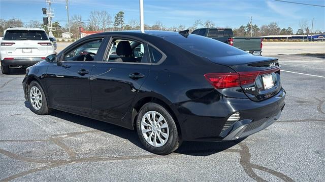 2022 Kia Forte FE