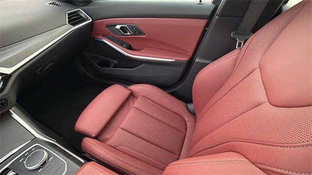 2024 BMW 330e xDrive