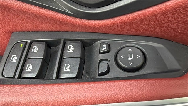 2024 BMW 330e xDrive