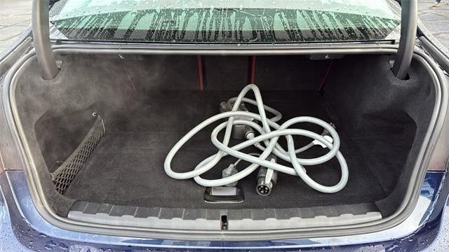 2024 BMW 330e xDrive