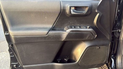 2022 Toyota Tacoma 4WD TRD Off Road
