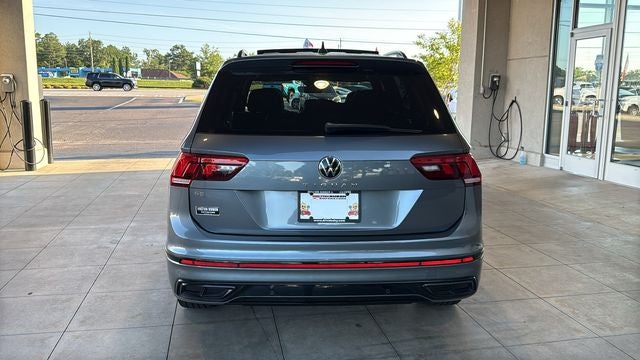 2022 Volkswagen Tiguan 2.0T SE R-Line Black