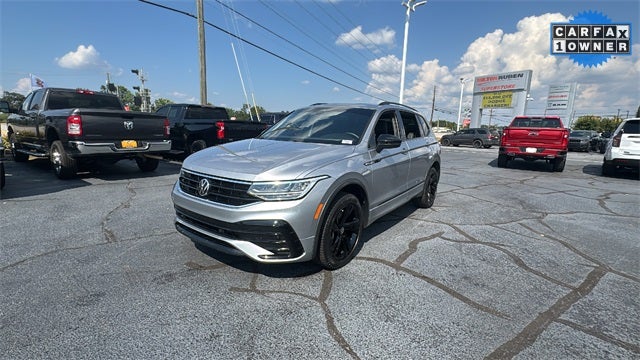 2023 Volkswagen Tiguan 2.0T SE R-Line Black