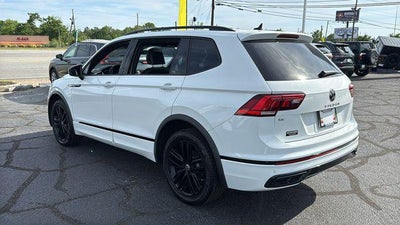 2022 Volkswagen Tiguan 2.0T SE R-Line Black