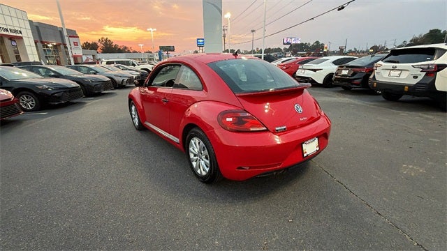 2018 Volkswagen Beetle 2.0T S