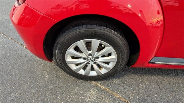 2018 Volkswagen Beetle 2.0T S