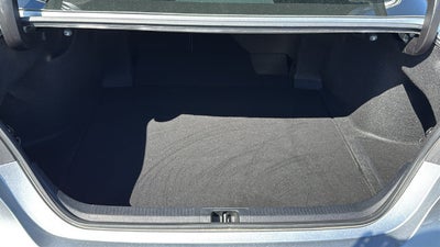 2020 Toyota Camry Hybrid XLE
