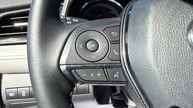 2020 Toyota Camry Hybrid XLE