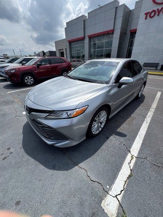 2020 Toyota Camry Hybrid XLE