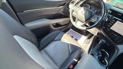 2020 Toyota Camry Hybrid XLE