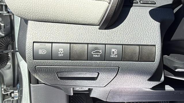 2020 Toyota Camry Hybrid XLE