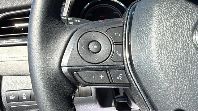 2020 Toyota Camry Hybrid XLE