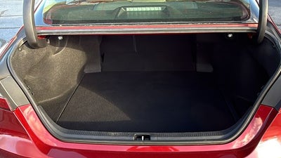 2020 Toyota Camry Hybrid XLE