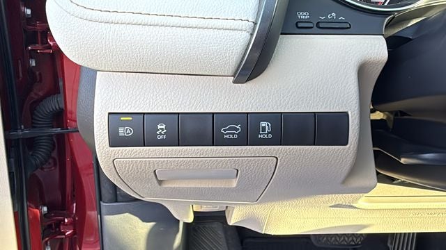 2020 Toyota Camry Hybrid XLE