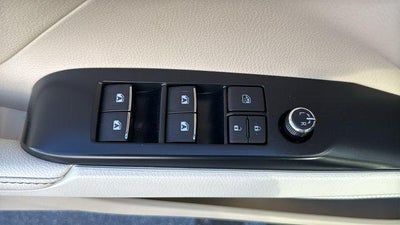 2020 Toyota Camry Hybrid XLE