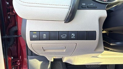 2020 Toyota Camry Hybrid XLE