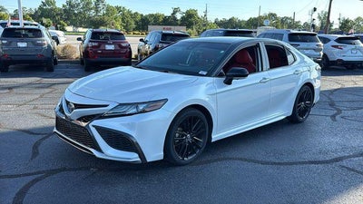 2021 Toyota Camry Hybrid XSE
