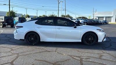 2021 Toyota Camry Hybrid XSE