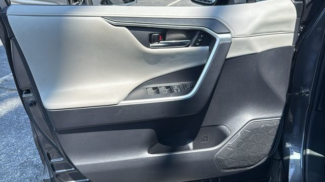 2022 Toyota RAV4 Hybrid Limited