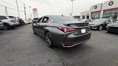 2022 Lexus ES ES 250