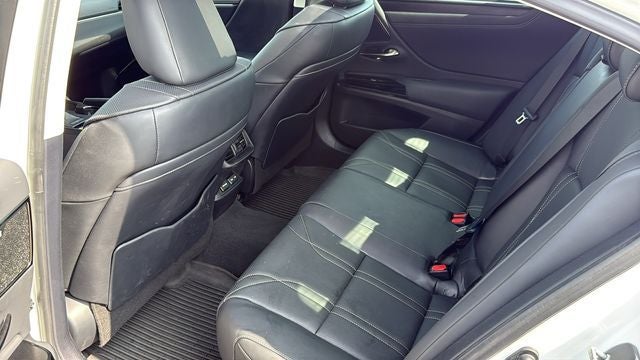 2024 Lexus ES 350 Ultra Luxury