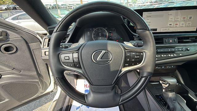 2024 Lexus ES 350 Ultra Luxury