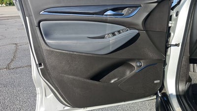 2022 Buick Enclave FWD Essence
