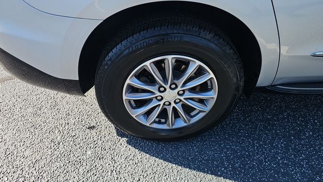 2022 Buick Enclave FWD Essence