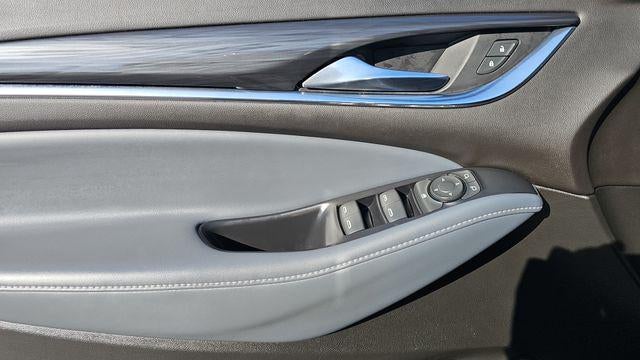 2022 Buick Enclave FWD Essence