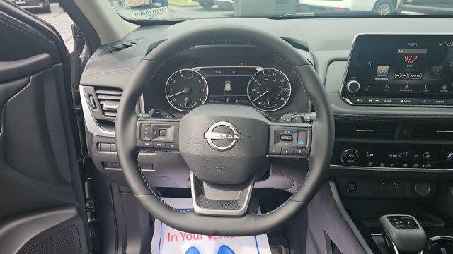 2025 Nissan Rogue SV FWD