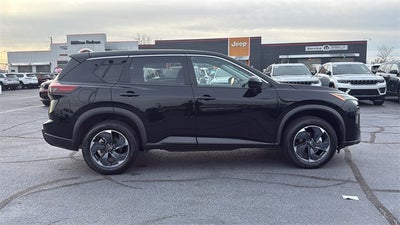 2025 Nissan Rogue SV FWD