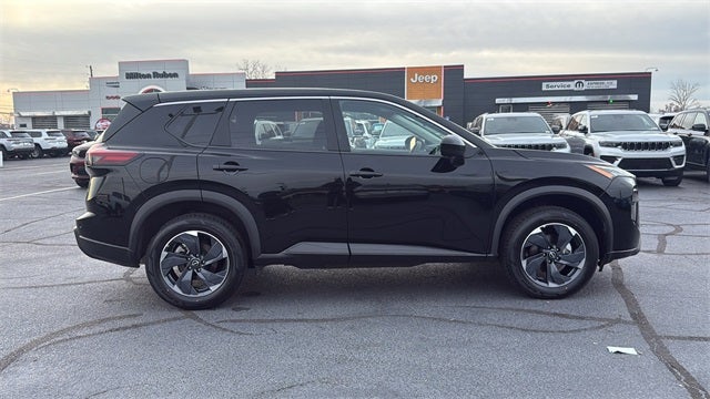 2025 Nissan Rogue SV FWD