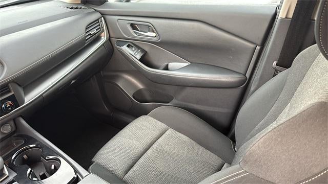 2025 Nissan Rogue SV FWD