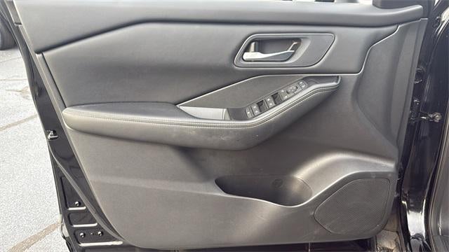 2025 Nissan Rogue SV FWD