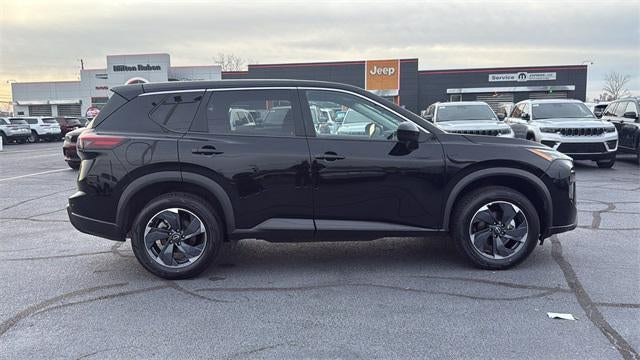 2025 Nissan Rogue SV FWD