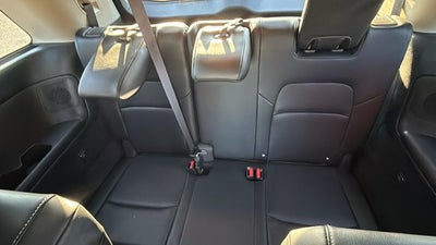 2022 Nissan Pathfinder SL 2WD