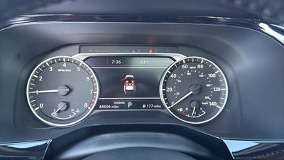 2022 Nissan Pathfinder SL 2WD
