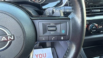2022 Nissan Pathfinder SL 2WD