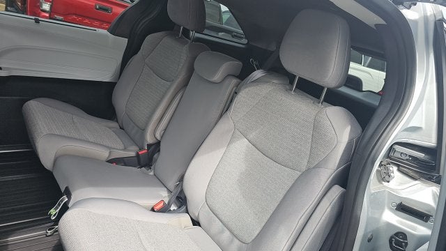 2025 Toyota Sienna LE 8 Passenger