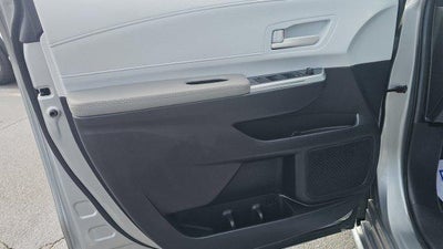 2025 Toyota Sienna LE 8 Passenger