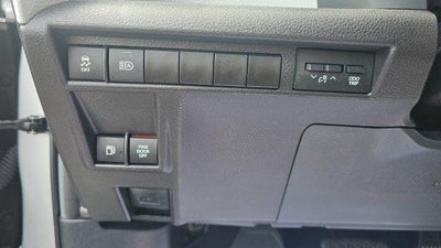 2025 Toyota Sienna LE 8 Passenger
