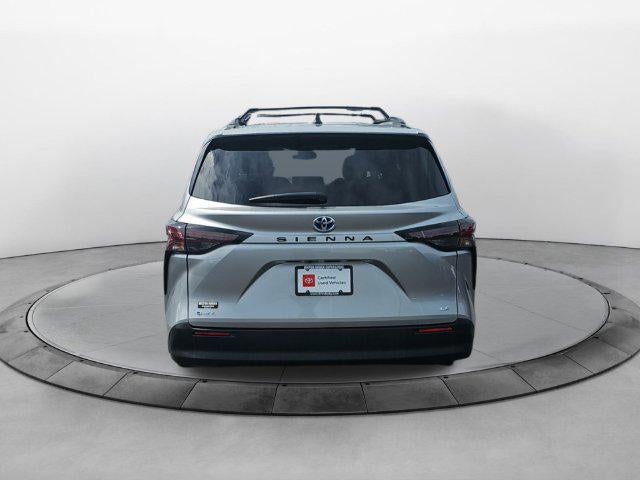 2025 Toyota Sienna LE 8 Passenger