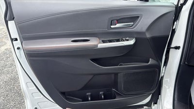 2024 Toyota Sienna XSE 7 Passenger